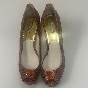 Michael Kors Orange/Tan Snakeskin Embossed Peep Toe Heels Size 9